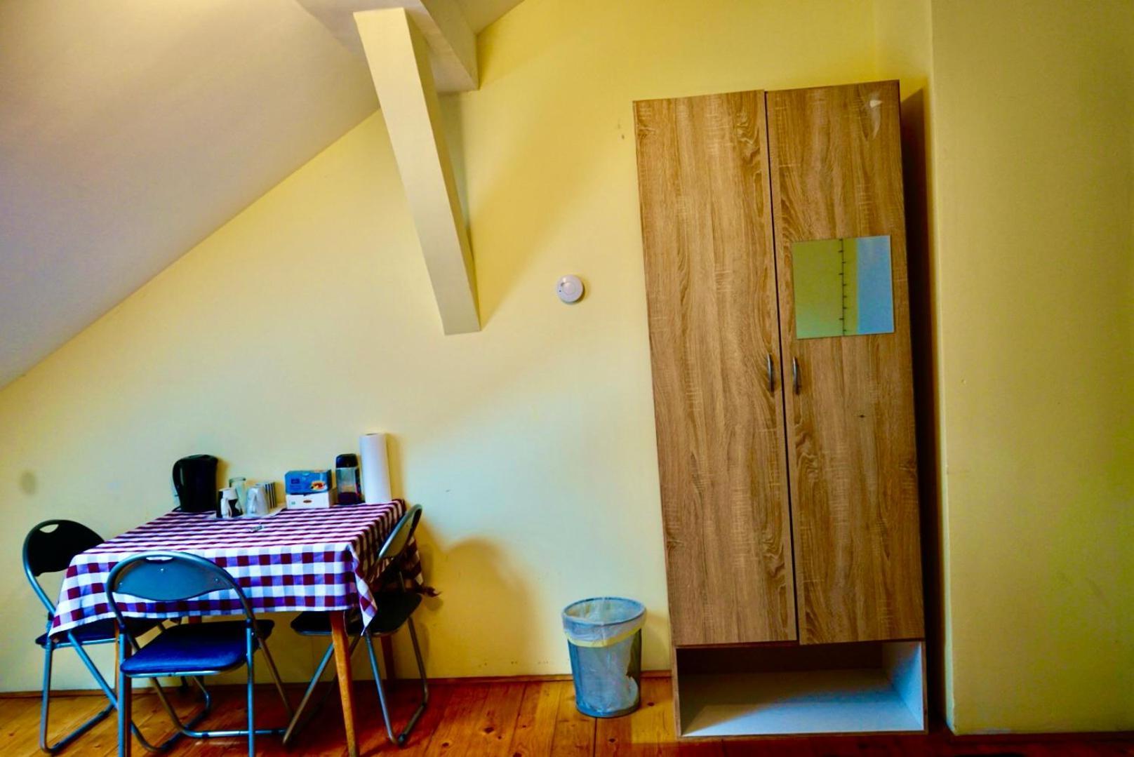 וינה U6 Schoepfwerk Hostel 11 מראה חיצוני תמונה