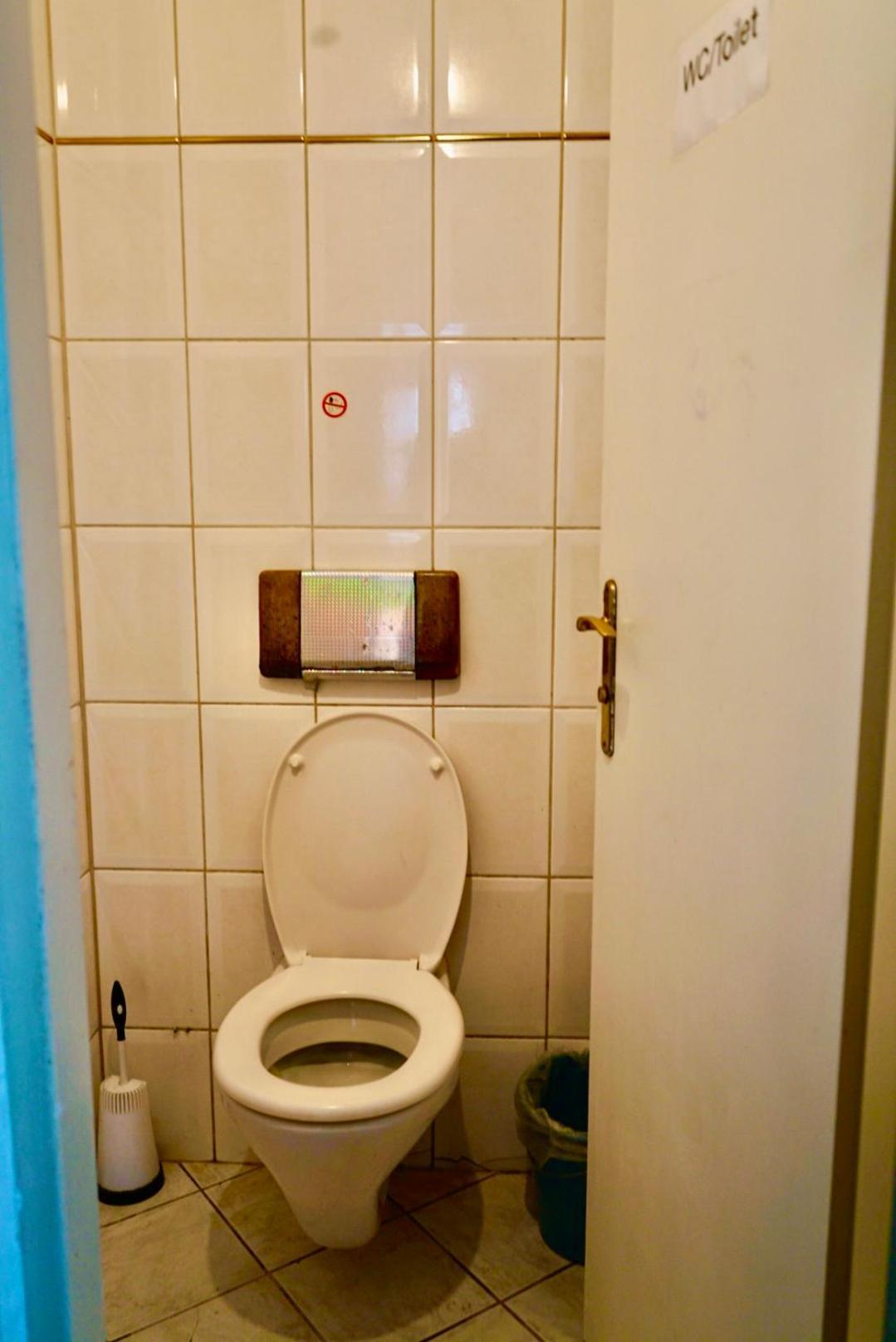 וינה U6 Schoepfwerk Hostel 11 מראה חיצוני תמונה