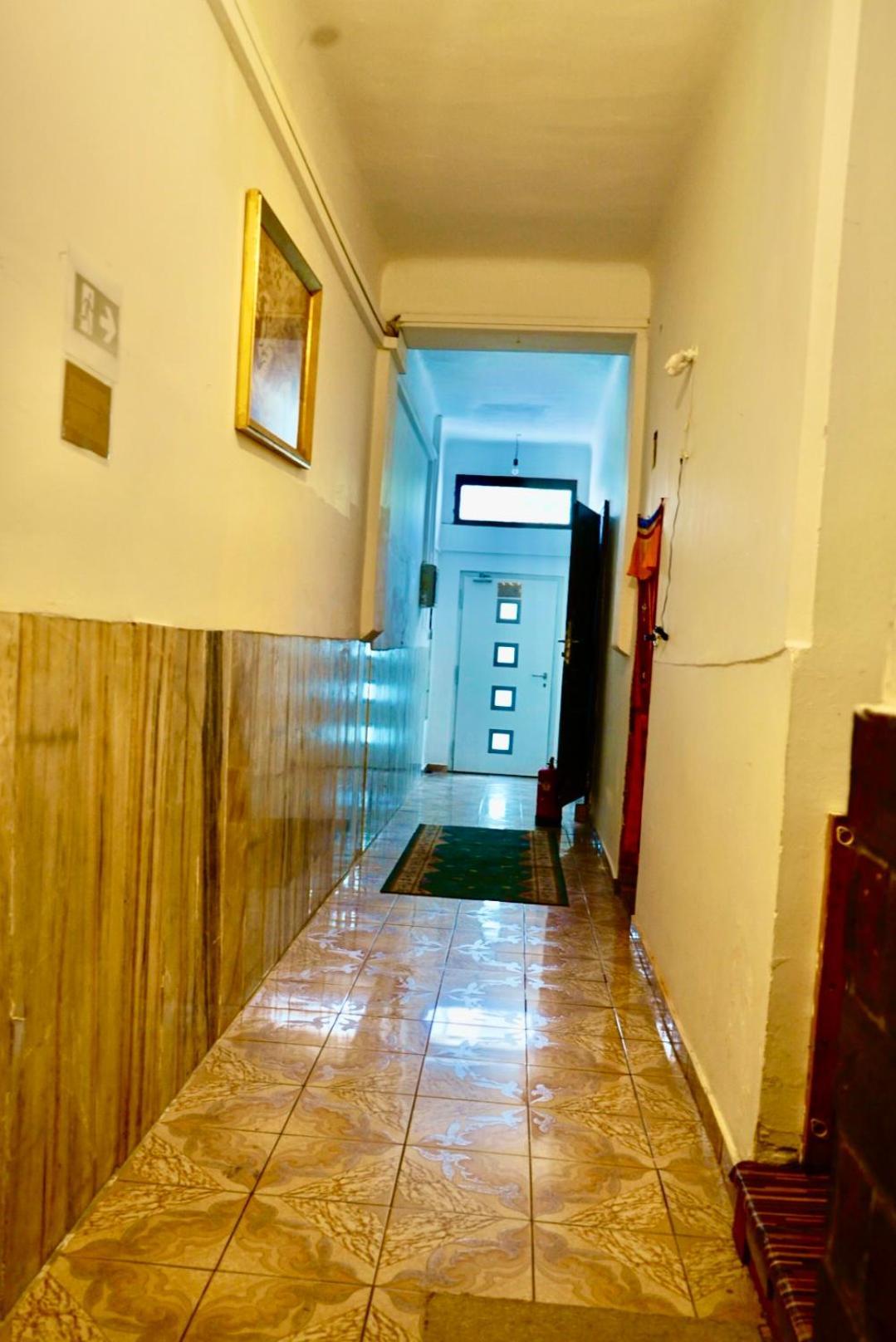 וינה U6 Schoepfwerk Hostel 11 מראה חיצוני תמונה