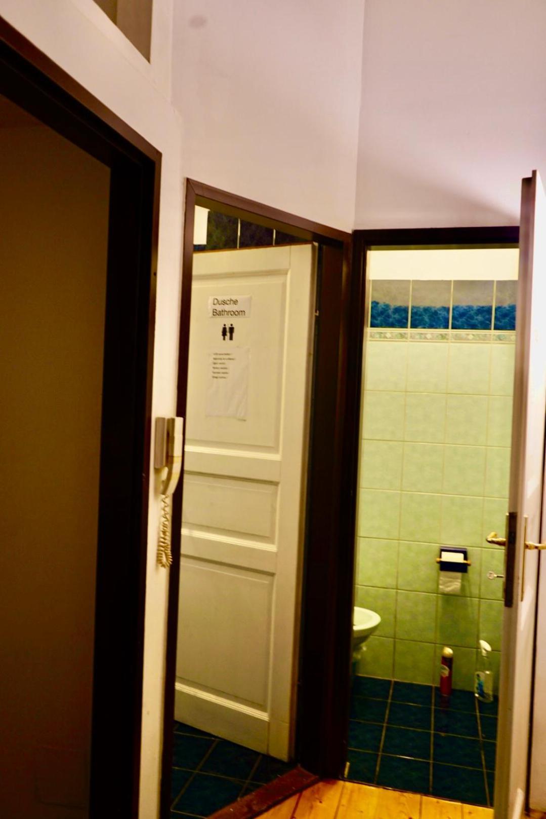 וינה U6 Schoepfwerk Hostel 11 מראה חיצוני תמונה